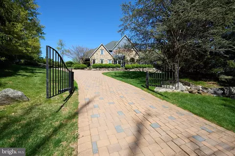 1012 Bodine Rd, Chester Springs, PA 19425