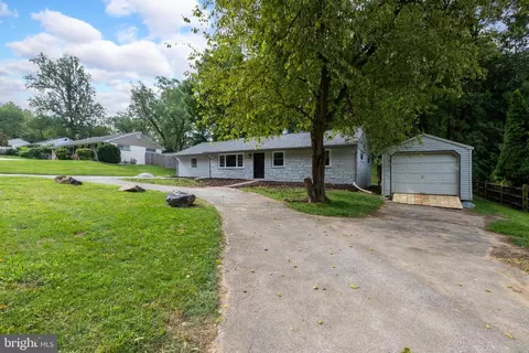 1016 W Boot Rd, Downingtown, PA 19335