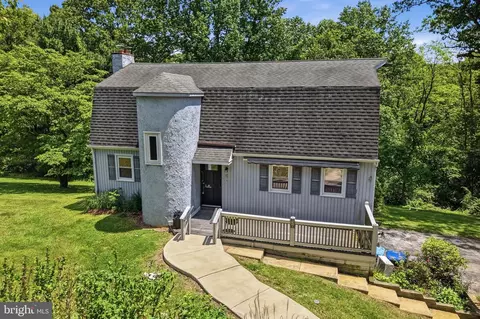 32 Beck Rd, Coatesville, PA 19320