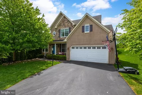 1420 Balmoral Rd, Coatesville, PA 19320