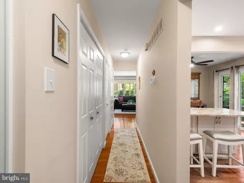 Entry Way - 101 Camsten Ct, Chesterbrook, PA 19087 photo 5 of 6