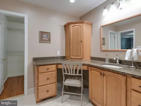Bath - 101 Camsten Ct, Chesterbrook, PA 19087 photo 3 of 6