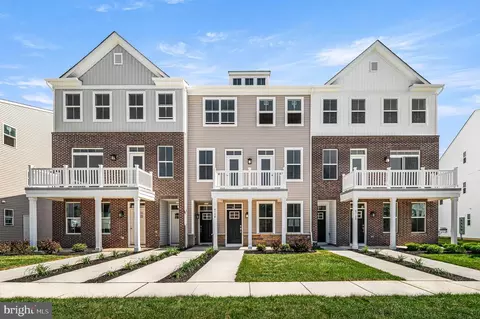 12 Zinc Ln, Phoenixville, PA 19460