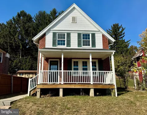 24 Lafayette Ave, Coatesville, PA 19320