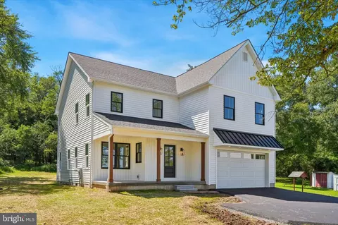 780 E Cedarville Rd, Pottstown, PA 19465