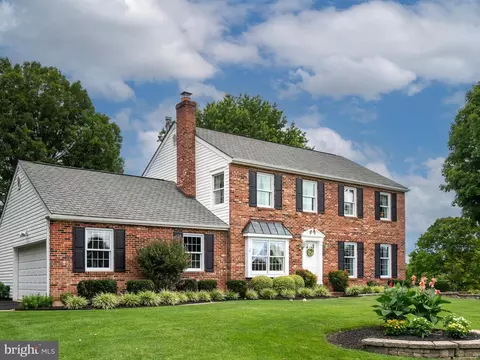 833 Marrones Ct, West Chester, PA 19382