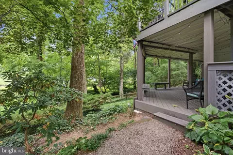 Exterior - 433 Homestead Rd, Wayne, PA 19087 photo 8 of 18