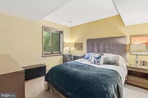 Bedroom - 433 Homestead Rd, Wayne, PA 19087 photo 4 of 4