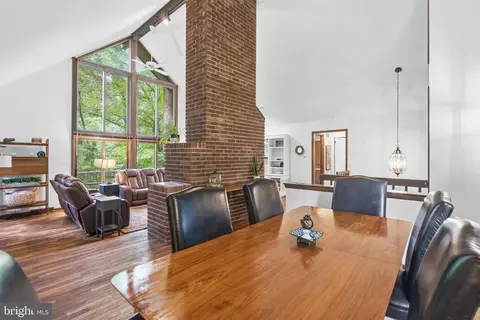 Dining - 433 Homestead Rd, Wayne, PA 19087 photo 1 of 2