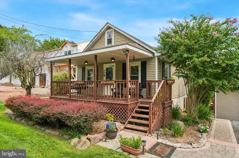 405 S Church St, Spring City, PA 19475