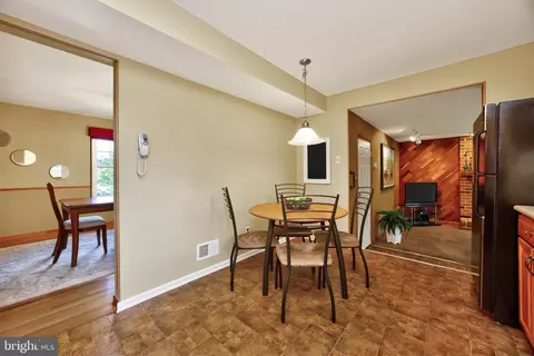 Dining - 600 Brecknock Dr, Exton, PA 19341 photo 3 of 3