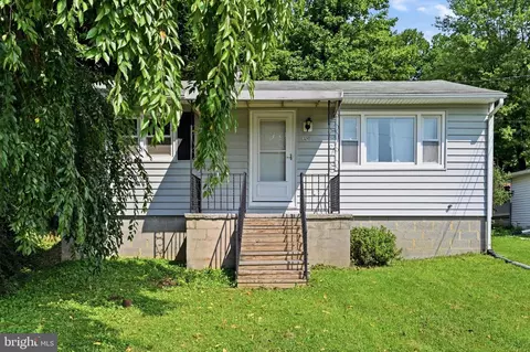 3247 Upper Valley Rd, Parkesburg, PA 19365