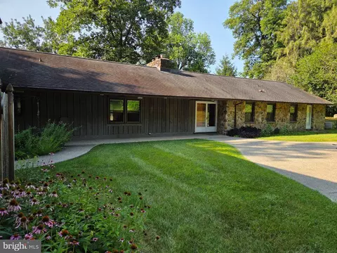 151 Indian Run Rd, Glenmoore, PA 19343