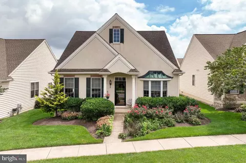 338 Carlisle Dr, Avondale, PA 19311