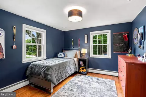 Bedroom - 716 Clovelly Ln, Devon, PA 19333 photo 5 of 10