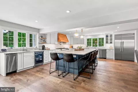 Kitchen - 716 Clovelly Ln, Devon, PA 19333 photo 1 of 11