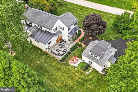 Other - 716 Clovelly Ln, Devon, PA 19333 photo 1 of 31