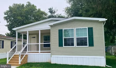 86 Rose Ave, Honey Brook, PA 19344
