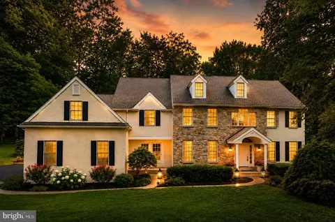 6 Forest Glen Dr, Chester Springs, PA 19425