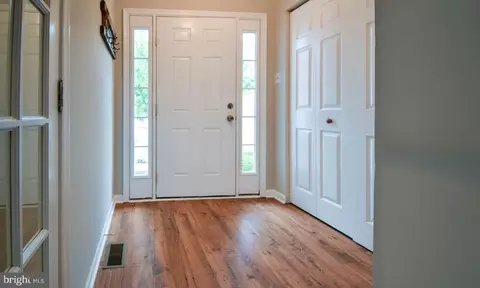 Entry Way - 49 E Jonathan Ct #49, Kennett Square, PA 19348 photo 1 of 4