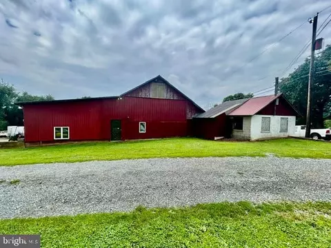 Exterior - 200 Red Pump Rd, Nottingham, PA 19362 photo 1 of 5