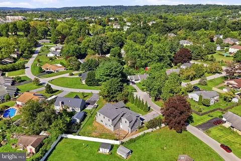 View/Area - 516 Brookview Rd, Exton, PA 19341 photo 3 of 7