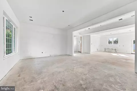 Living - 516 Brookview Rd, Exton, PA 19341 photo 2 of 3