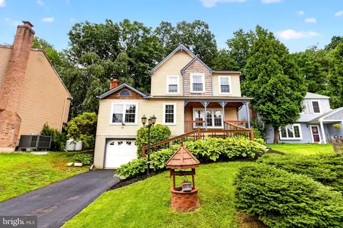 1658 Hemlock Cir, Downingtown, PA 19335