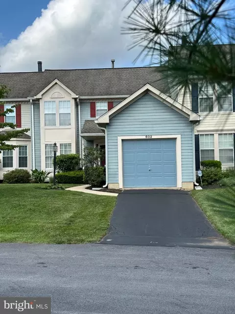 602 Inverness Ct, Chadds Ford, PA 19317