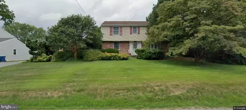 221 Taylors Mill Rd, West Chester, PA 19380