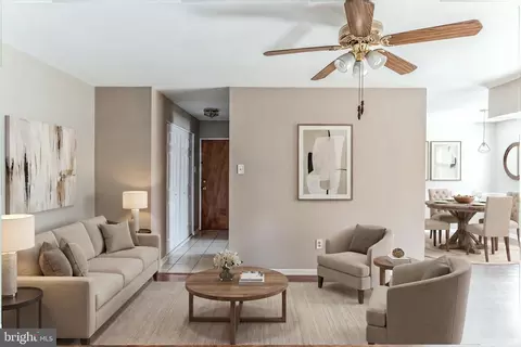 3024 Valley Dr #3024, West Chester, PA 19382