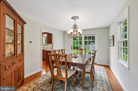 Dining - 606 Upper Gulph Rd, Wayne, PA 19087 photo 1 of 2