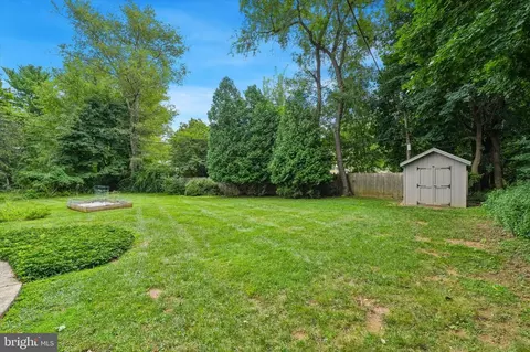 Exterior - 606 Upper Gulph Rd, Wayne, PA 19087 photo 6 of 10