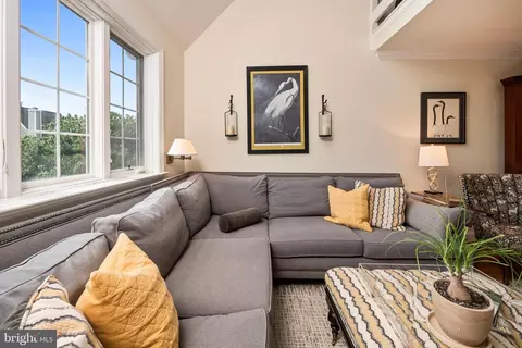 Living - 14 Wellfleet Ln, Chesterbrook, PA 19087 photo 3 of 4