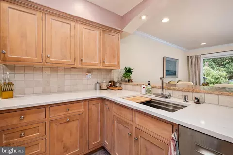 Kitchen - 14 Wellfleet Ln, Chesterbrook, PA 19087 photo 4 of 6
