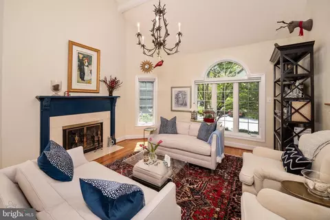 Living - 14 Wellfleet Ln, Chesterbrook, PA 19087 photo 1 of 4