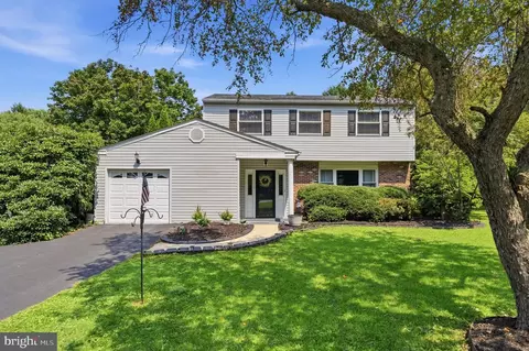 829 Frank Rd, West Chester, PA 19380