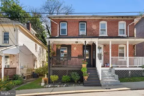 162 E Church St, Downingtown, PA 19335
