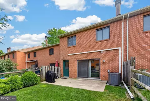 Exterior - 133 Caernarvon Ct, Exton, PA 19341 photo 8 of 8