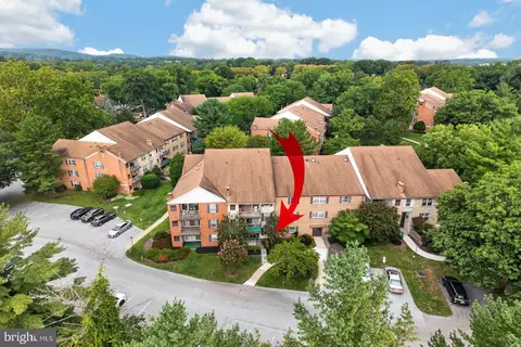 View/Area - 111 Drummers Ln #111, Wayne, PA 19087 photo 6 of 9