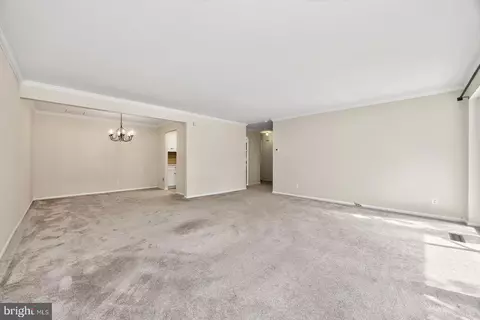 Living - 111 Drummers Ln #111, Wayne, PA 19087 photo 3 of 4