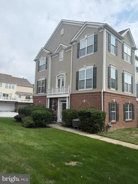 2009 Garrison Dr, Chester Springs, PA 19425