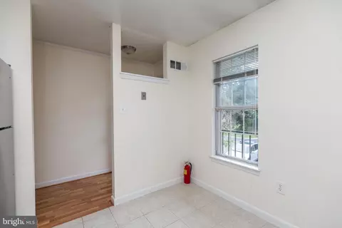 Entry Way - 274 Valley Stream Ln, Wayne, PA 19087 photo 1 of 2