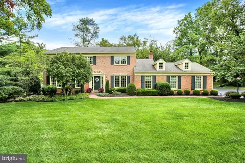 1332 N Tulip Dr, West Chester, PA 19380