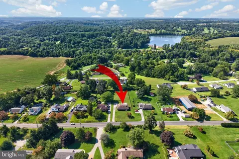 526 W Kings Hwy, Coatesville, PA 19320