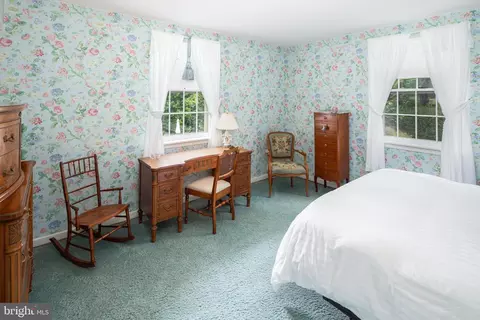Bedroom - 672 Clovelly Ln, Devon, PA 19333 photo 7 of 8
