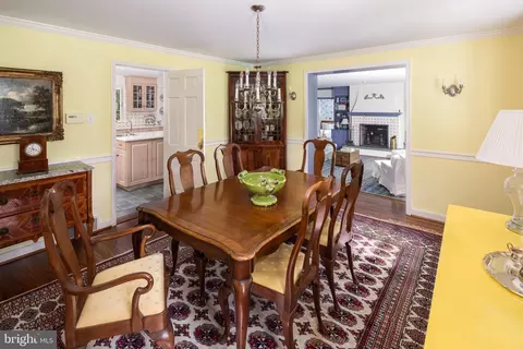 Dining - 672 Clovelly Ln, Devon, PA 19333 photo 2 of 3