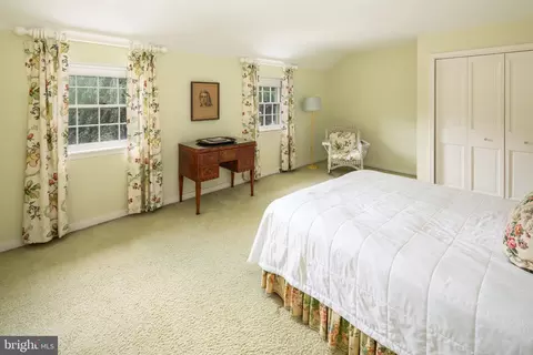 Bedroom - 672 Clovelly Ln, Devon, PA 19333 photo 6 of 8