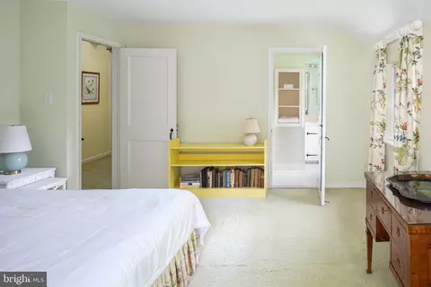 Bedroom - 672 Clovelly Ln, Devon, PA 19333 photo 5 of 8