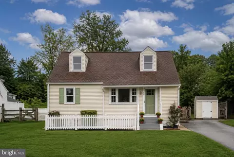 46 Village Way, Malvern, PA 19355